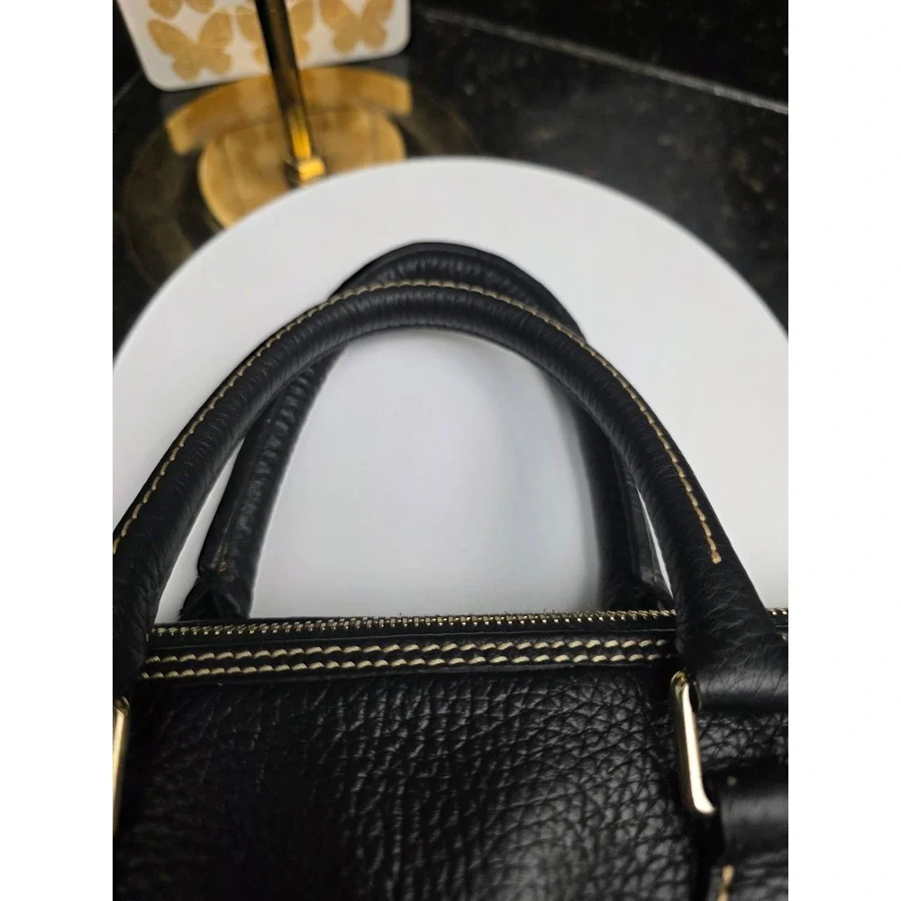 Dooney & Bourke Boston Barrel Bag Black Leather Good Contrast Stitch Satchel